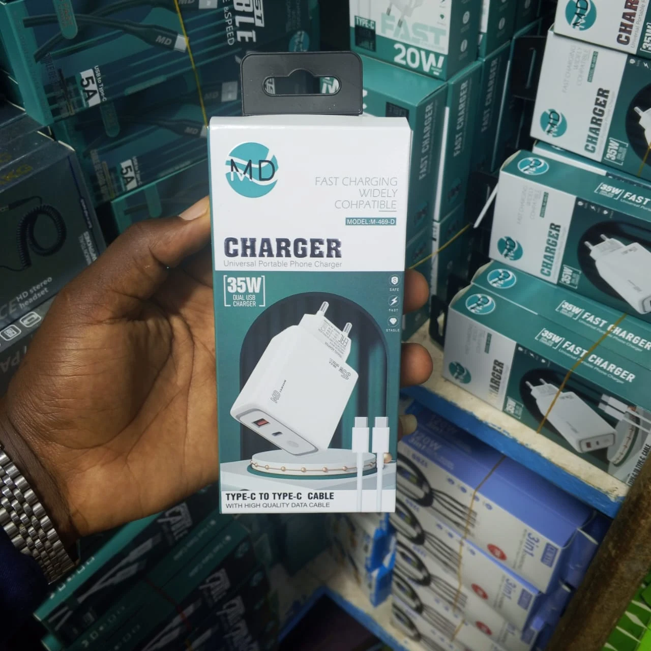 Chargeur Rapide Dual Port MD 35W avec Câble Type-C vers Type-C (M-469-D)