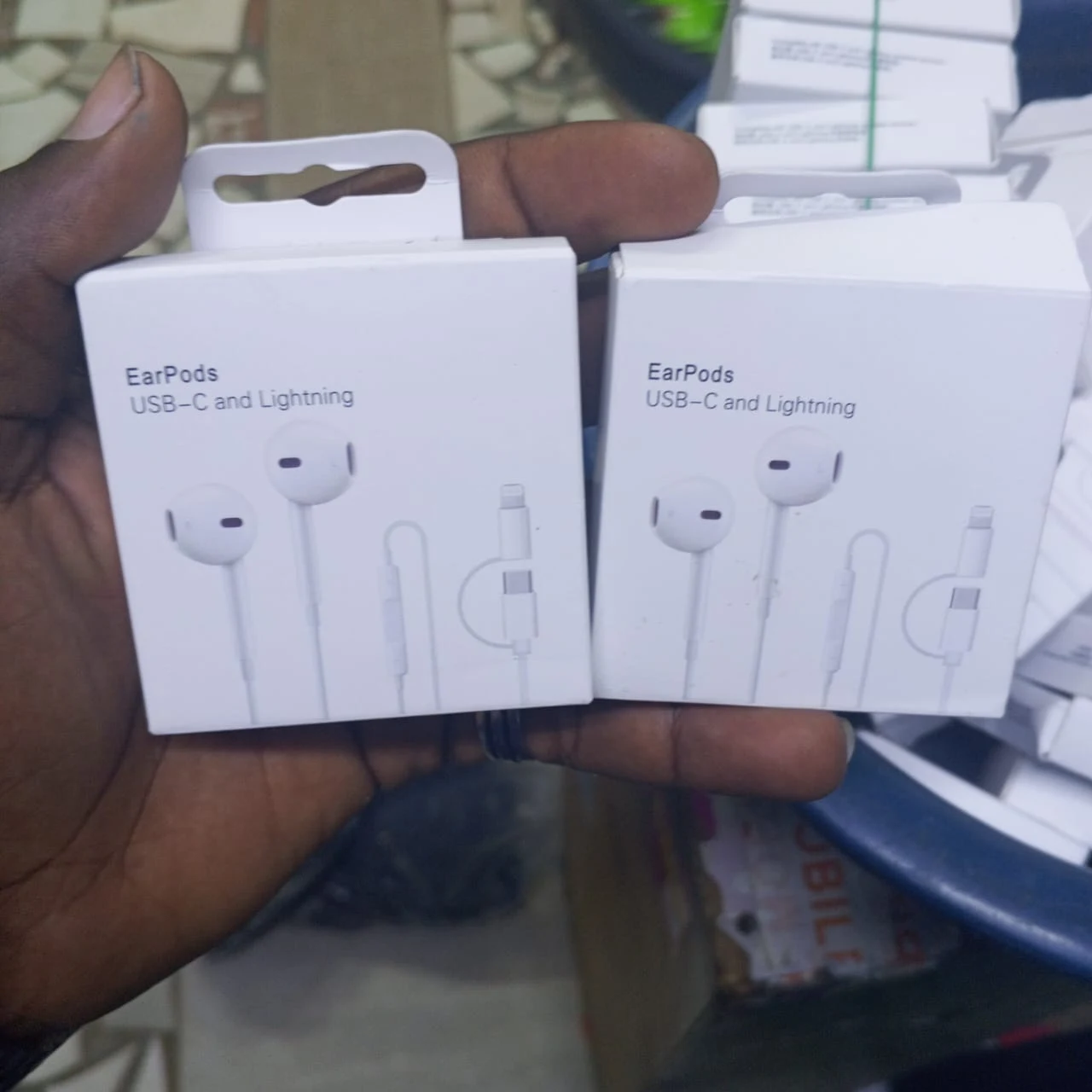 Écouteurs EarPods USB-C et Lightning
