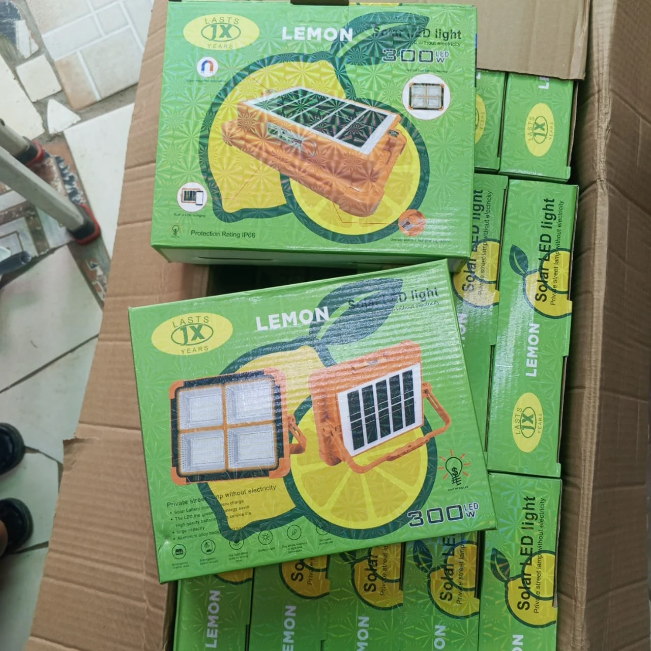 Projecteur Solaire LED Lemon 300W